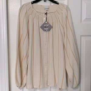 Ava Viv long sleeve NWT size X button frt top